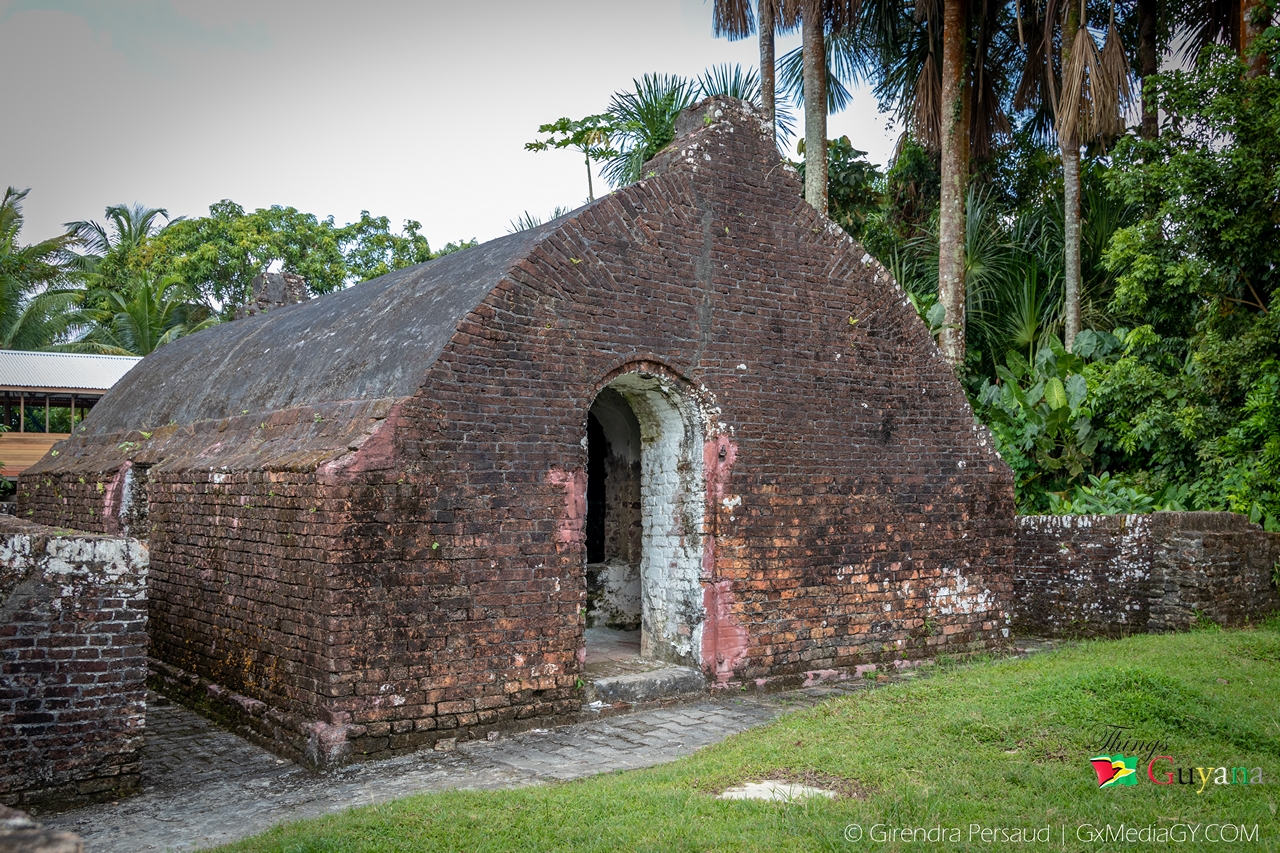 fort island tours guyana