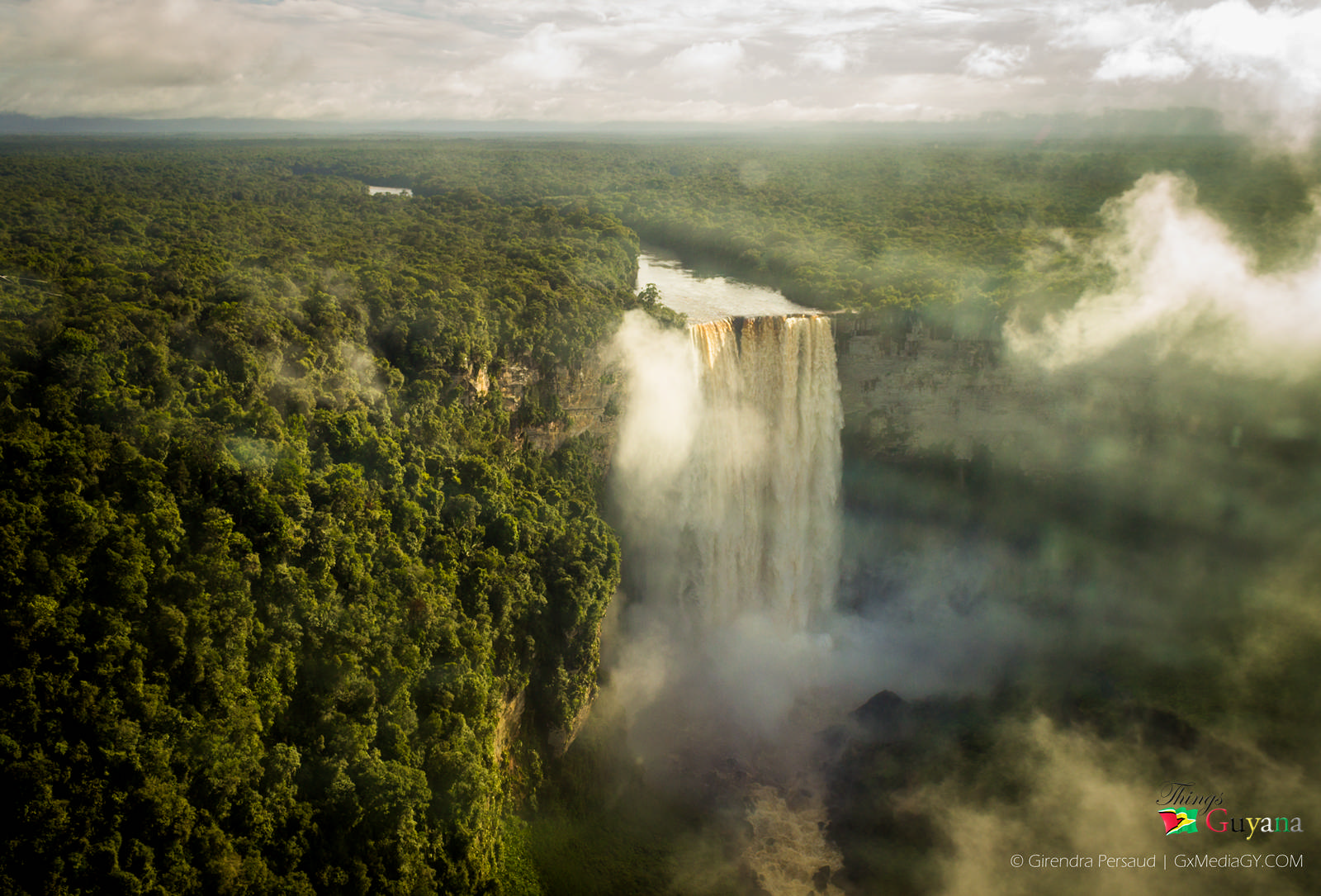 The Magestic Kaieteur Falls